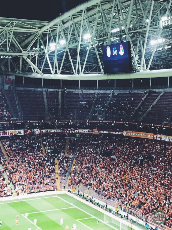 Galatasaray_-_Lokomotiv18-19_(1).JPG