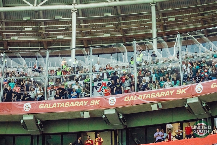 Galatasaray_-_Lokomotiv18-19_(21).JPG